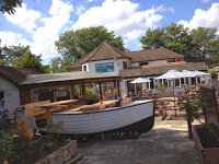 The WatersEdge Bar and Restaurant 1090669 Image 2